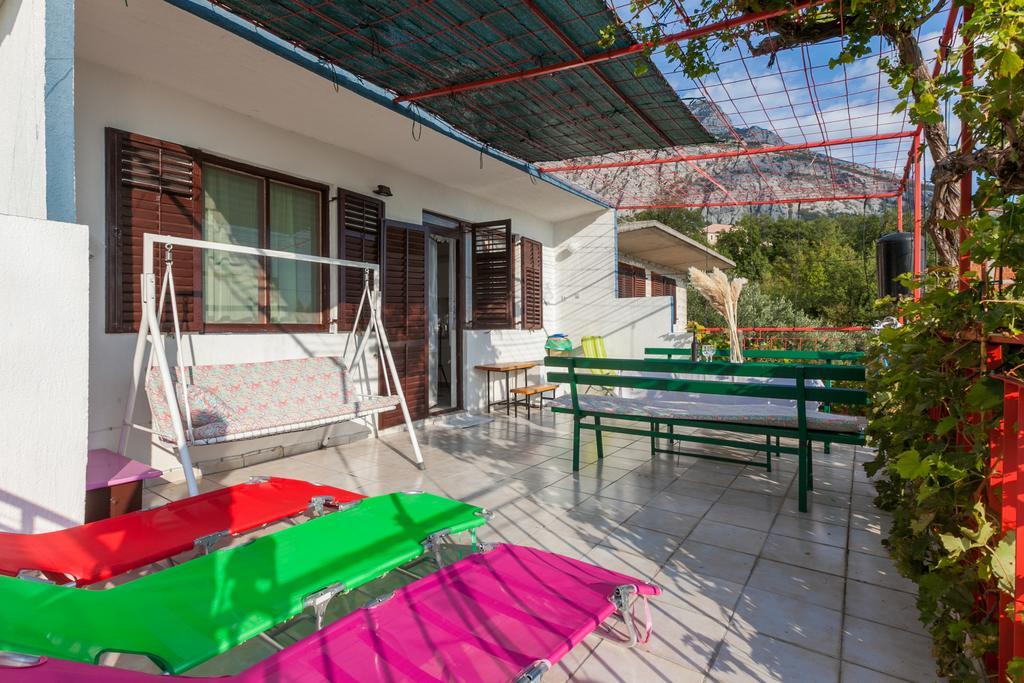 Holiday Drobnjak Makarska